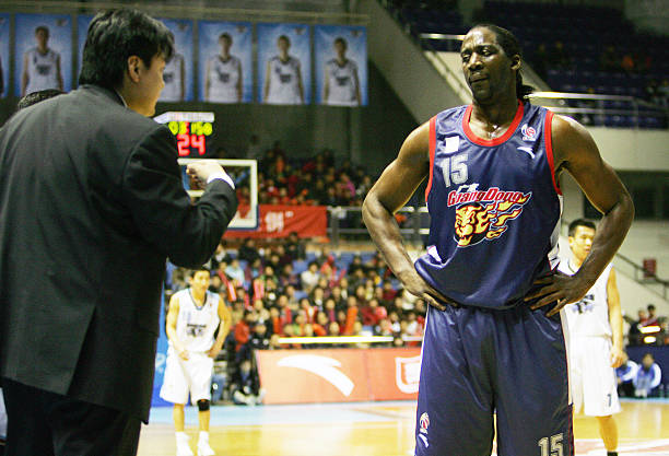 雨燕直播NBA解说团队介绍：你最喜欢哪位评论员？