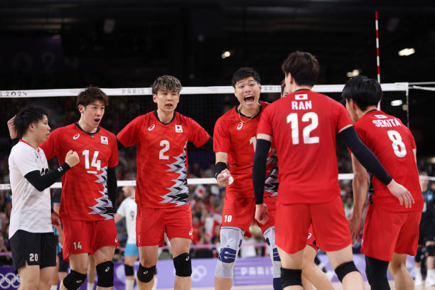 郎平的故事：奋斗、坚持与荣耀